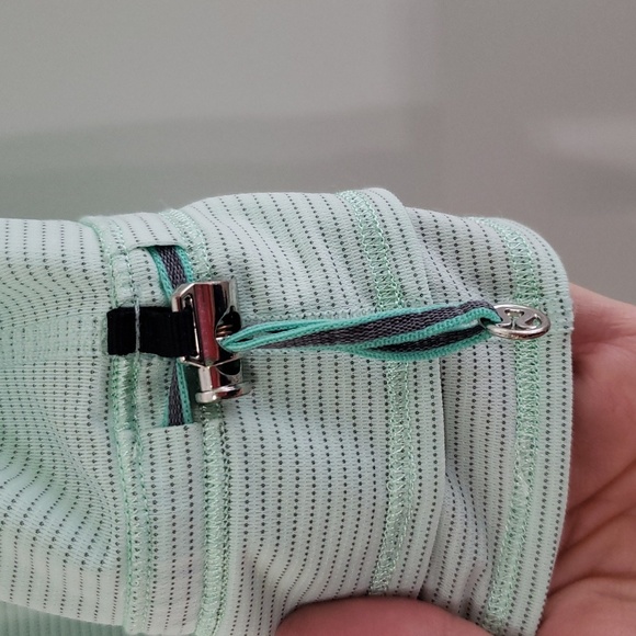 Lululemon Athletica Run Back On Track Tank Top Women 10 Mint Moment Black Stripe - Picture 4 of 14